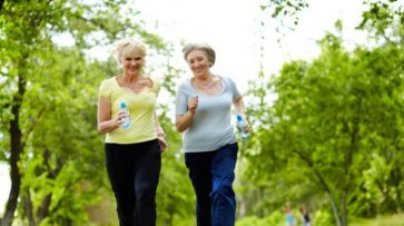 Спорт после 50 лет для женщин: как не навредить своему здоровью и оставаться активным - «Здоровье»