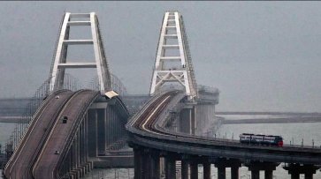 Украина отреагировала на запуск Путиным ж/д движения по Крымскому мосту - «Политика»