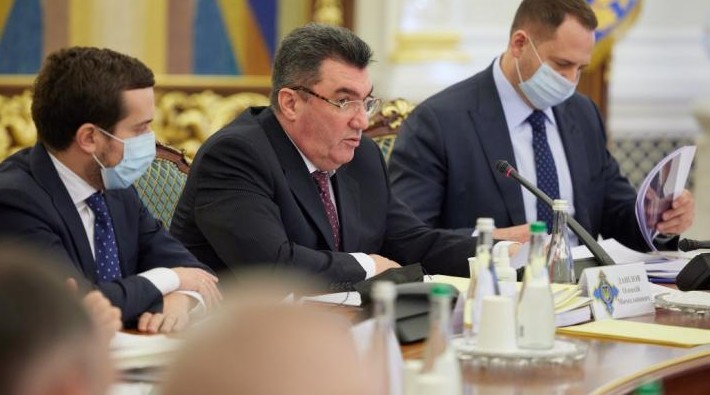 Секретарь СНБО Украины Данилов пригрозил Шольцу русскими танками под Берлином - «Новости»