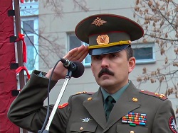 Полковника Михаила Шендакова приговорили к условному сроку за видео на YouTube - «Политика»