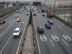 В России нашли новый способ борьбы с превышением скорости на дорогах - «Авто»