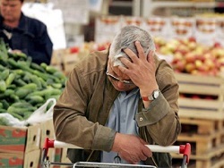 Россияне снова начали экономить на еде - «Экономика»