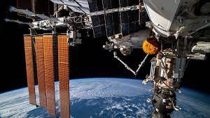 «Роскосмос» объявил, что неожиданный переворот МКС на 540 градусов — штатная ситуация - «Новости»