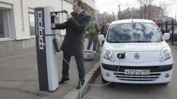 Прогресс не для всех: московские "человейники" не смогут перейти на электромобили - «Общество»