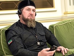 В Чечне объявили конкурс на лучший рисунок семьи Кадырова. Призеры получат по полмиллиона - «Новости»