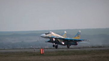 На Украине отремонтируют самолёт МиГ-29УБ за 2,4 миллиона долларов - «Военные действия»