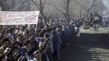 Таджикистан, 90-е. Что означает «бок о бок с мятежниками» - «История»