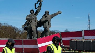ООН потребовала от Латвии прекратить демонтаж советских памятников Новости