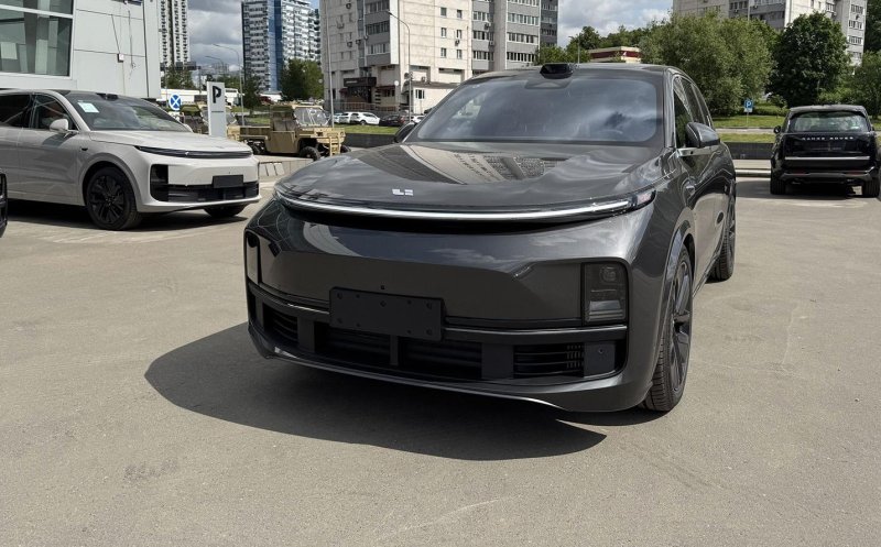 Учим китайский. Первый тест «официального» Lixiang L9 Ultra 2025 года - «Автоновости»