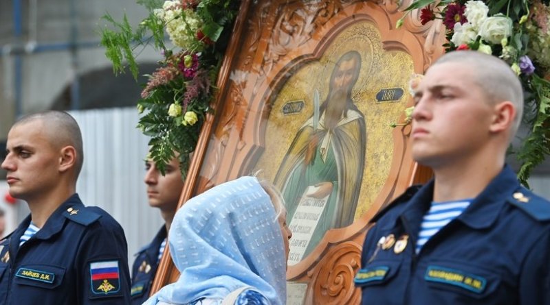«Илья-пророк два часа уволок»: грозный и любимый святой. Что будет, если купаться 2 августа? - «Новости»