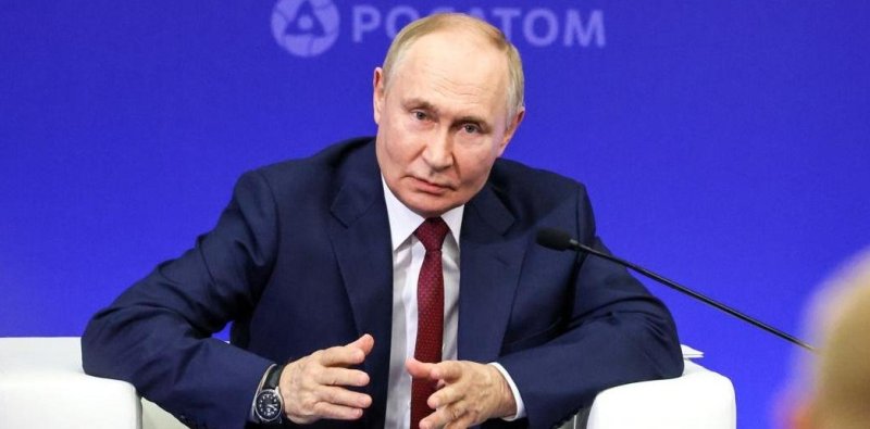 Путин поставил задачу готовить своих специалистов вместо завоза мигрантов Новости