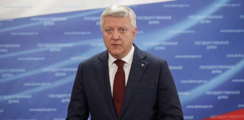 "Единая Россия" предоставит участникам СВО право на бесплатное получение второго профессионального образования Новости