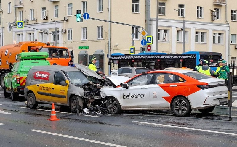 Авария по вине каршеринга: как остаться без автомобиля и денег - «Автоновости»