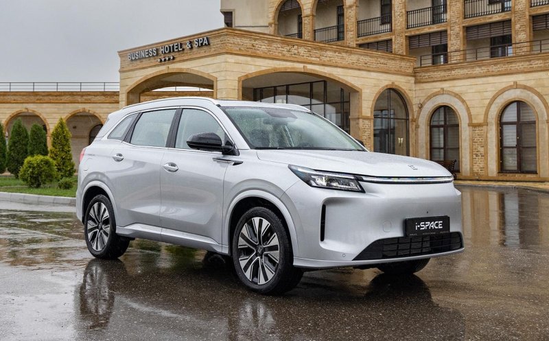 Evolute i-Space получит полный привод. Мы узнали, когда старт продаж - «Автоновости»