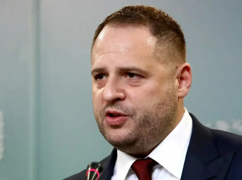 Экс пресс-секретарь Зеленского: Ермак саботировал решения президента - «Военные действия»