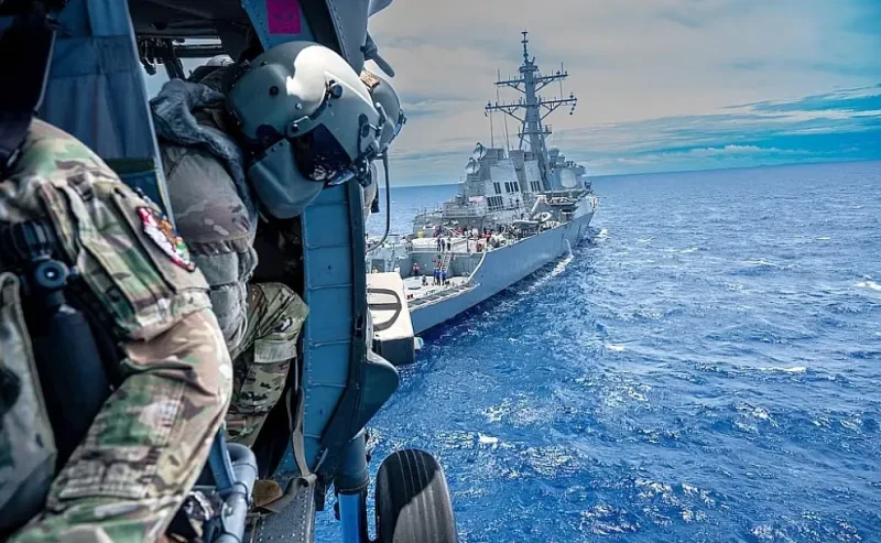 WSJ: спецназ США захватил следовавшее из КНР в Иран гражданское судно - «Военные действия»