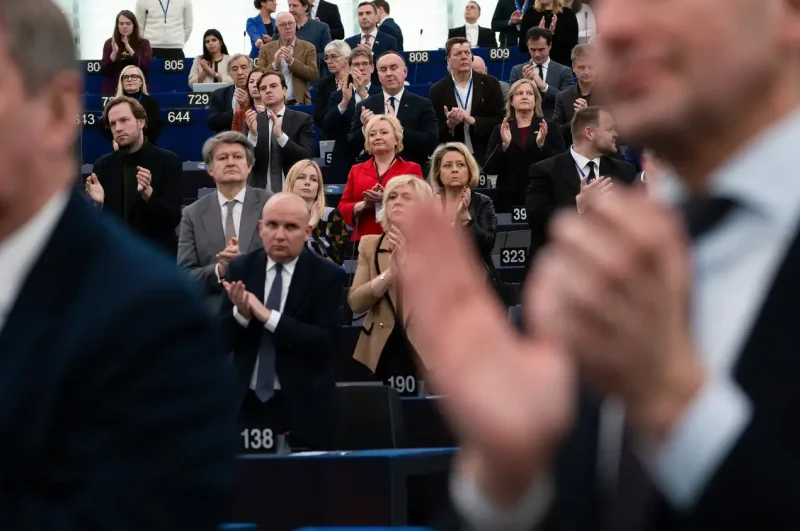 ЕС грозит Трампу приостановкой одобрения торгового соглашения с США - «Военные действия»