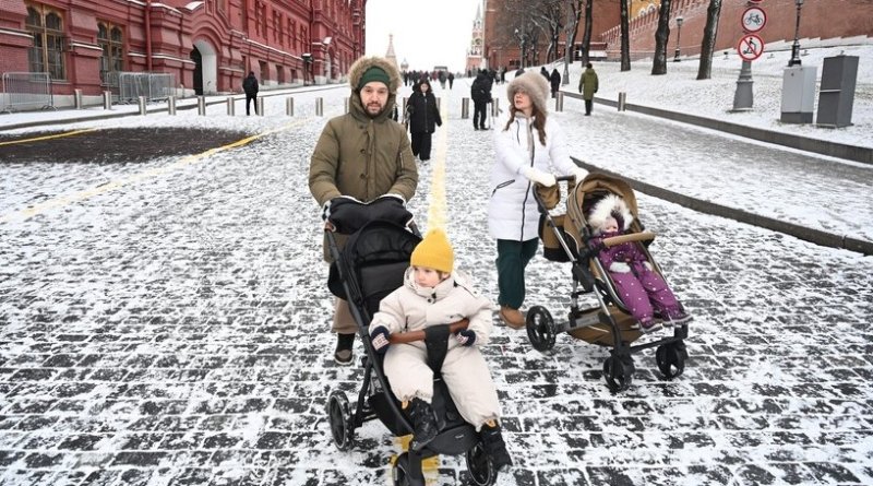 Обновление семейной ипотеки, прибавка к пенсии, индексация маткапитала и ещё 40 выплат: что изменится в России с февраля - «Новости»