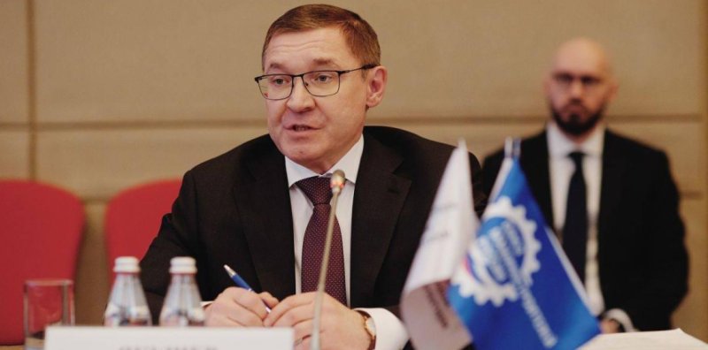 В народную программу "Единой России" включат раздел по развитию промышленности Новости