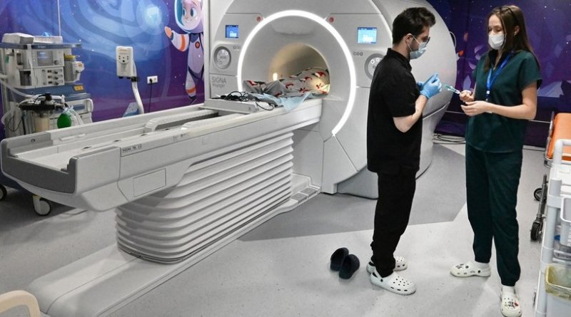 «Необходимо обсуждать с профессиональным сообществом»: в Госдуме призвали отменить рекомендации о цвете одежды врачей - «Новости»