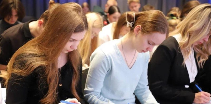 Просветительская акция "Россия – семья семей" прошла на 5000 площадках по всей стране Новости