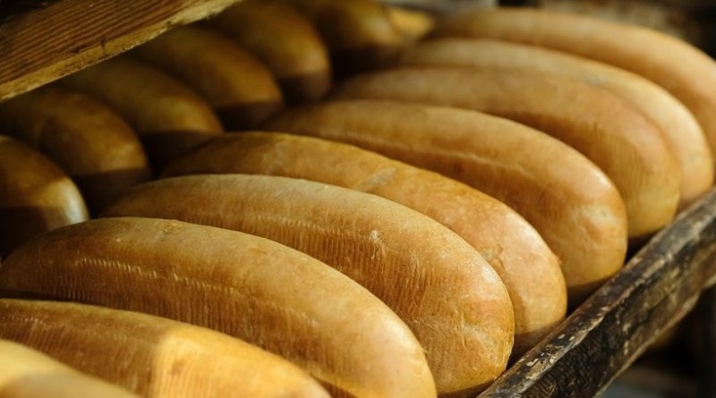 «Закрепили рецептуру и классические технологии»: в России начнёт действовать новый ГОСТ на белый хлеб - «Новости»