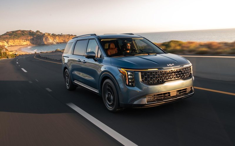 236 тыс. Kia и Genesis направят на СТО. Причина — риск утечки топлива - «Автоновости»