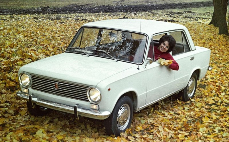 «Копейке» — 56 лет. Неожиданные факты про легендарный ВАЗ-2101 - «Автоновости»