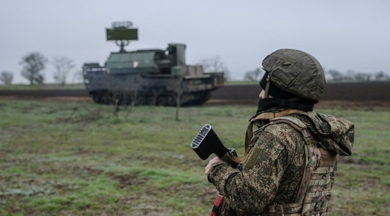 «Подразделения ПВО отразили террористическую атаку»: за ночь над регионами РФ сбито 127 беспилотников - «Мир»