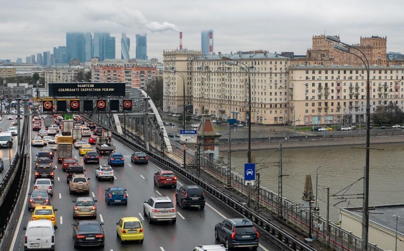 В Москве похолодание. Водителей призвали не ездить на летней резине - «Автоновости»