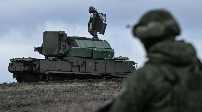 Массированная террористическая атака: над регионами РФ сбили 127 украинских беспилотников за ночь - «Новости»