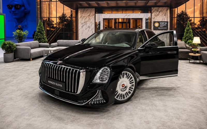 Hongqi не планирует запускать в России локальное производство машин - «Автоновости»