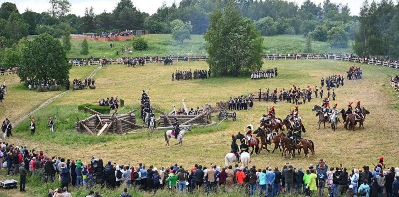 "Лето в Москве" приглашает на реконструкции исторических битв в городских парках Новости