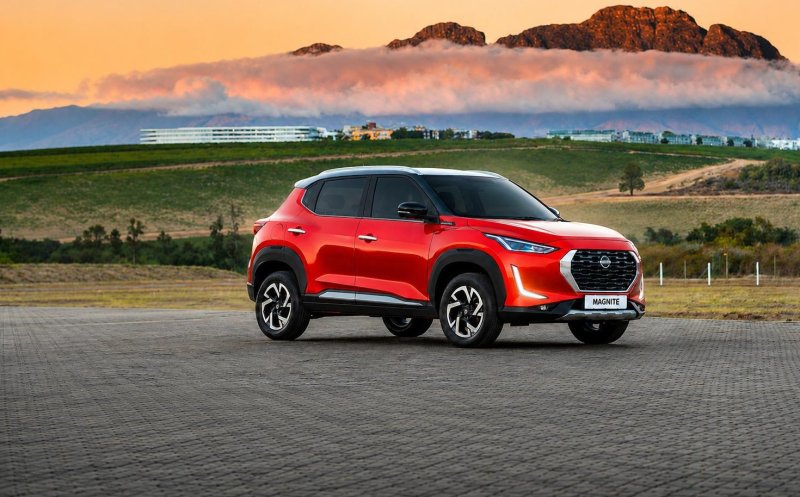 В Россию прибыли кроссоверы Nissan, Kia, Renault. Цены — от 2,4 млн руб. - «Автоновости»